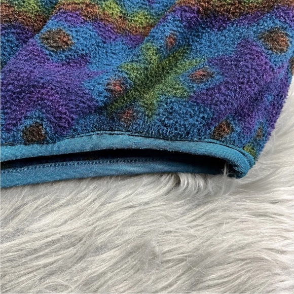 Vintage L.L. Bean Made USA Multicolored Pattern Fleece Snap Sweater - Picture 13 of 16